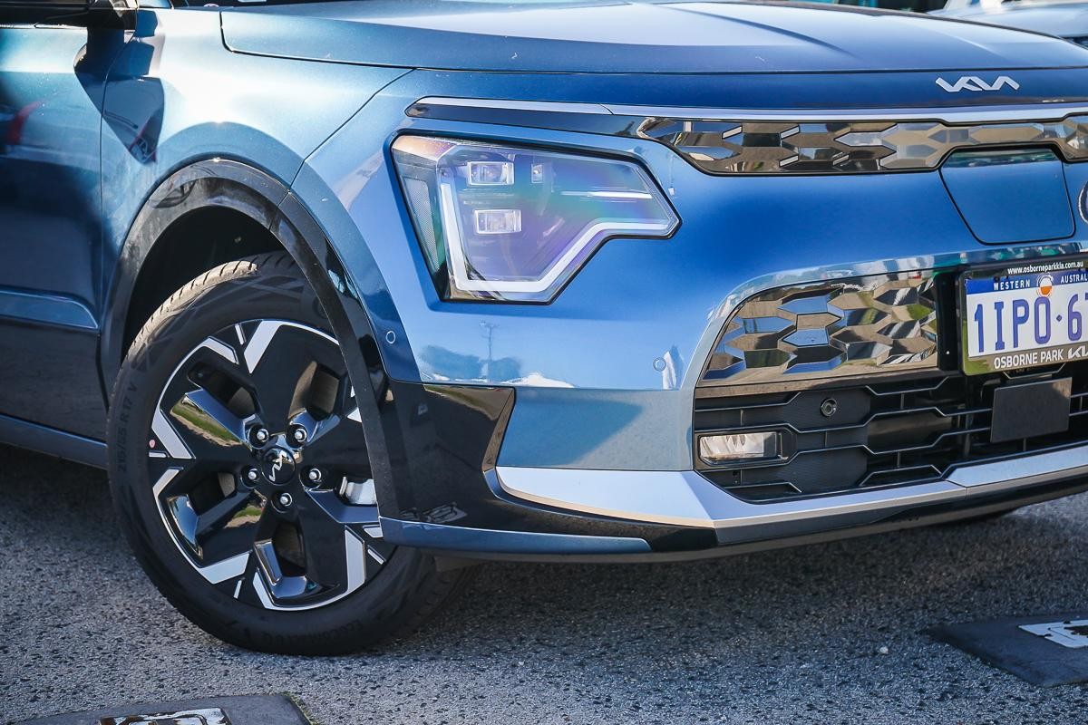 Kia Niro image 2