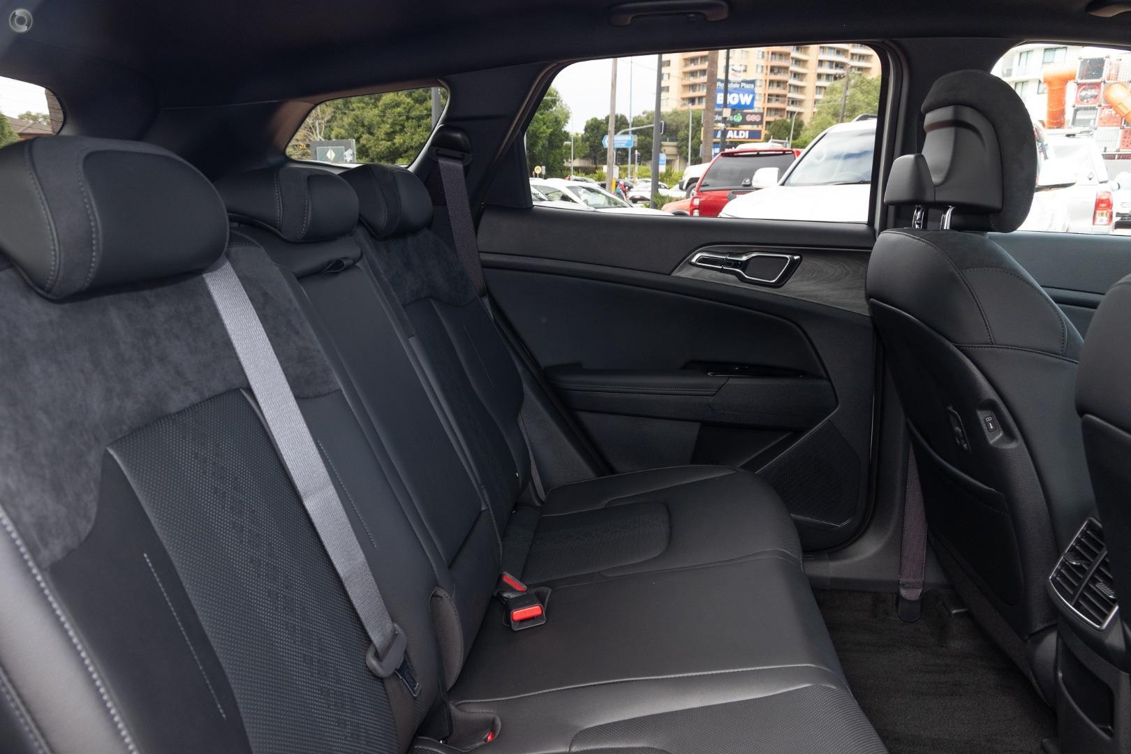 Kia Sportage image 1