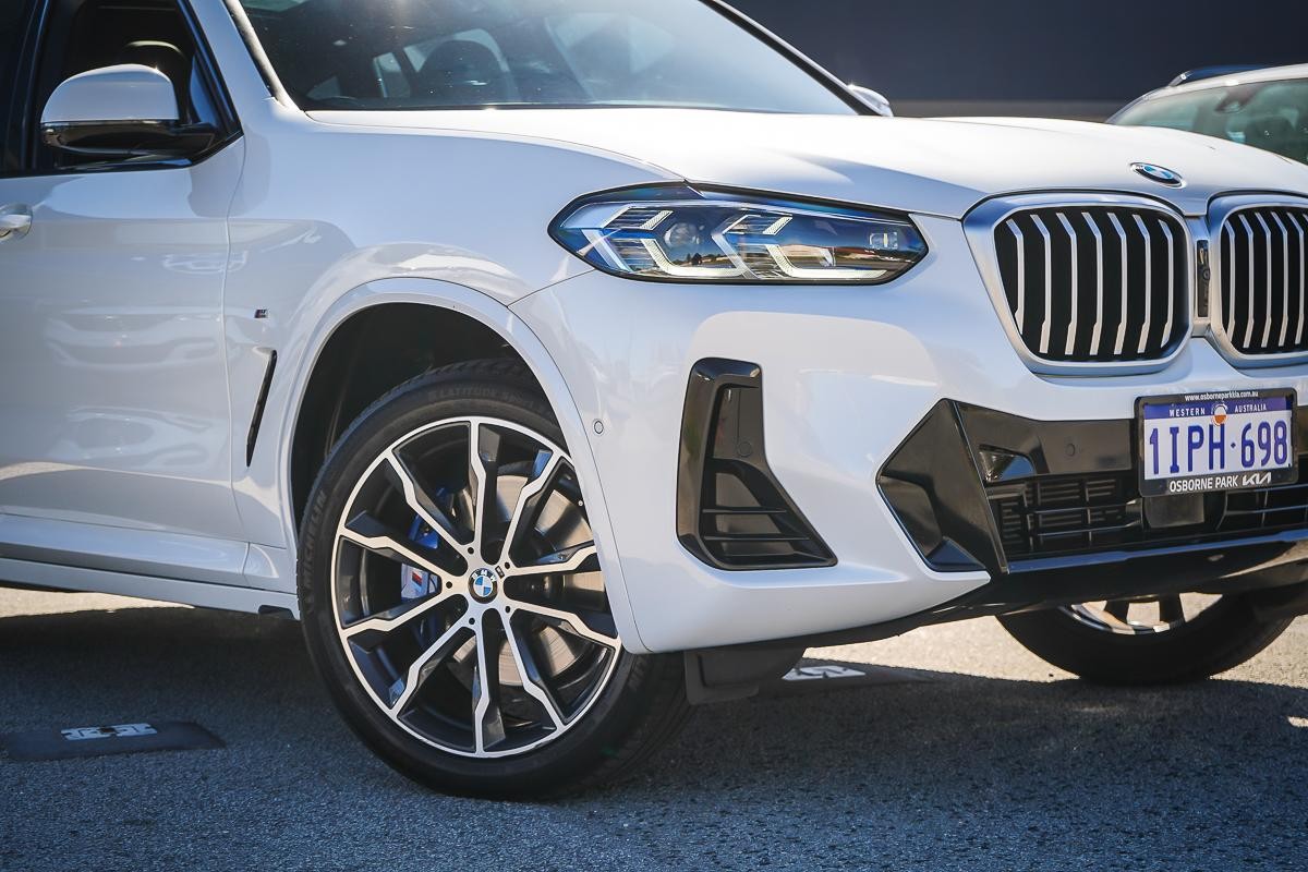 BMW X3 image 2