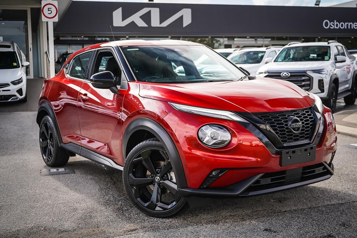 Nissan Juke image 1