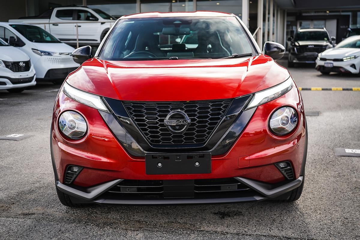 Nissan Juke image 4