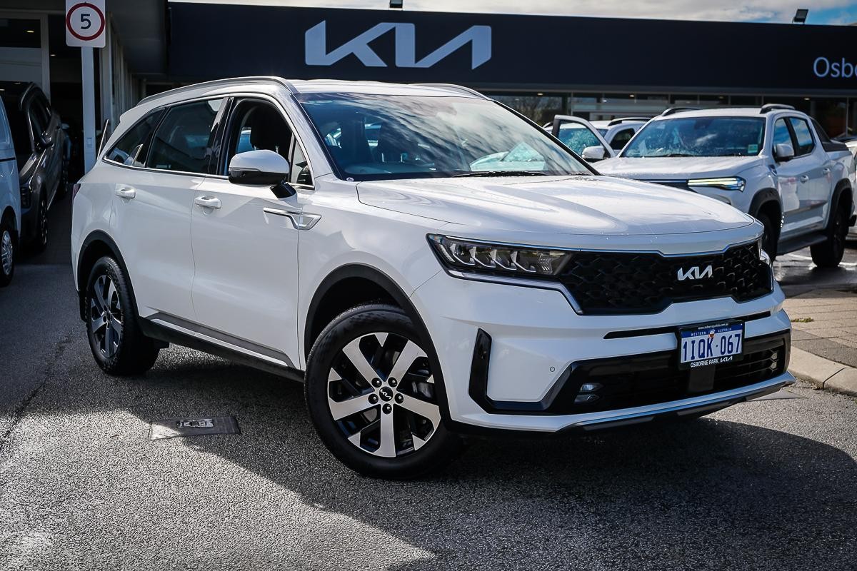 Kia Sorento image 1