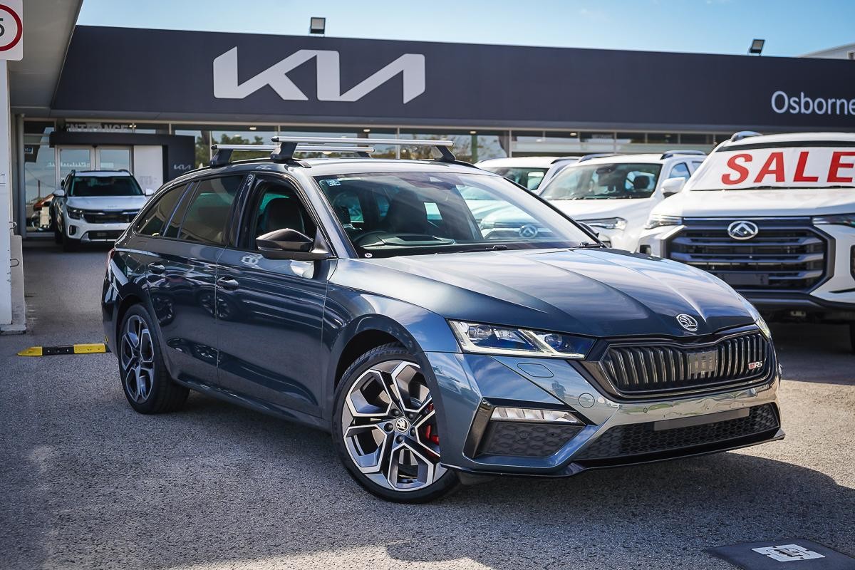 Skoda Octavia image 1