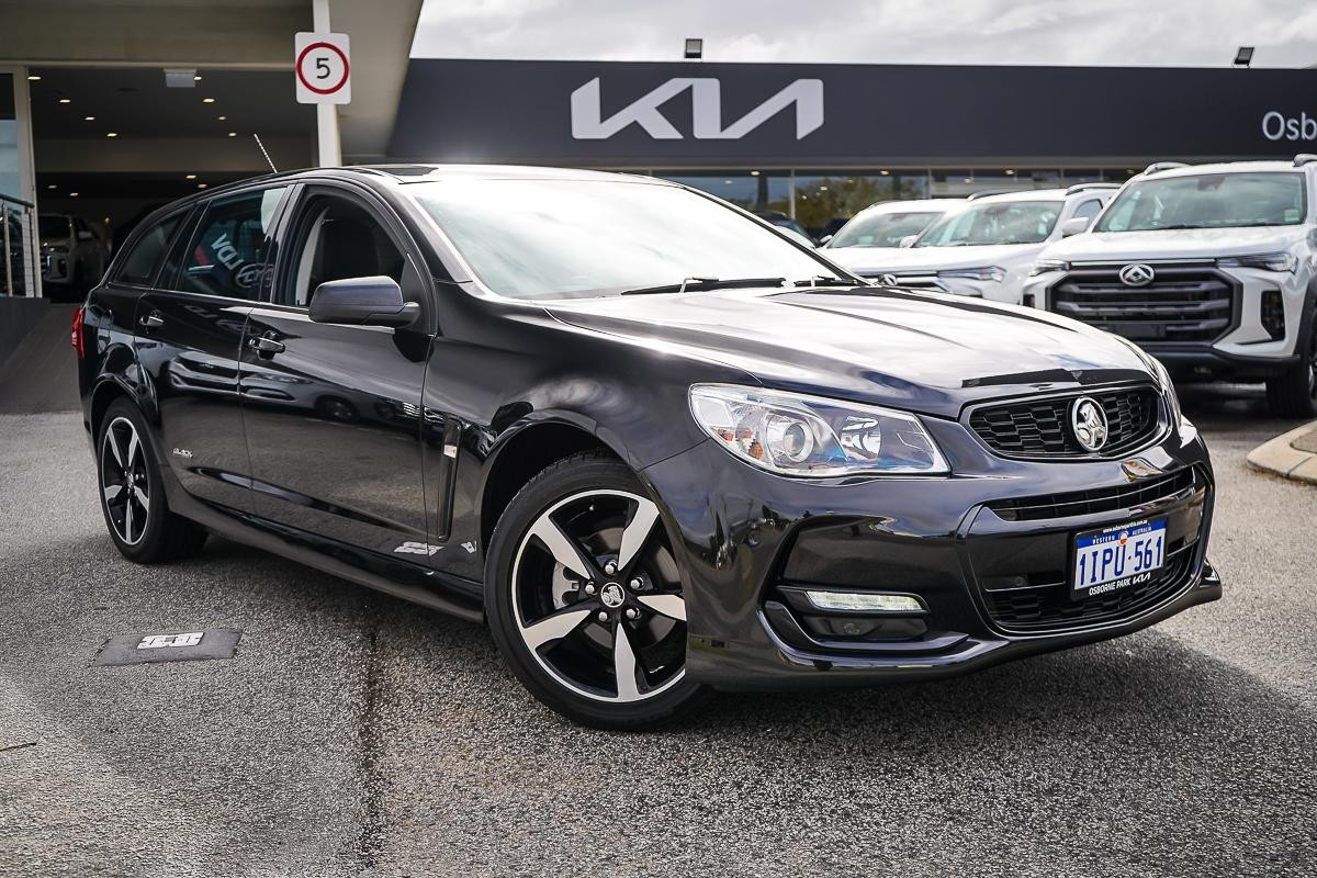 Holden Commodore image 1