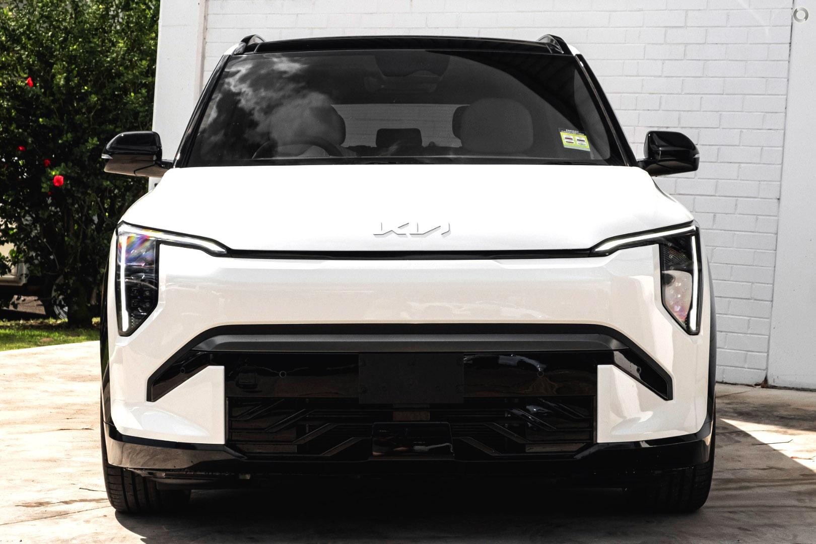 Kia Ev3 image 2
