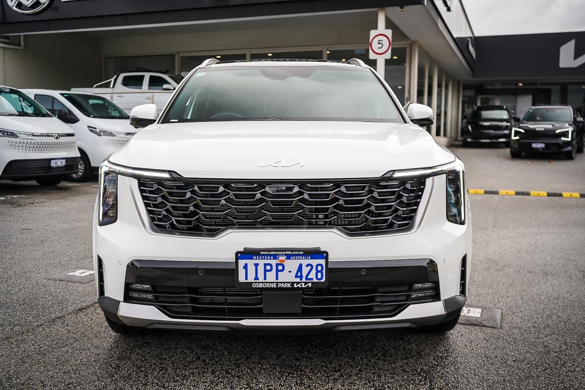 Kia Sorento image 4