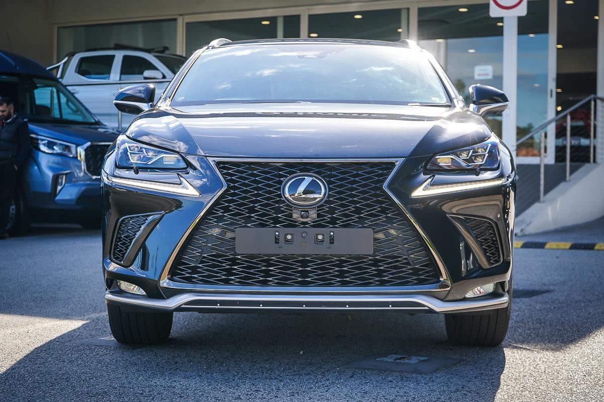 Lexus Nx image 3