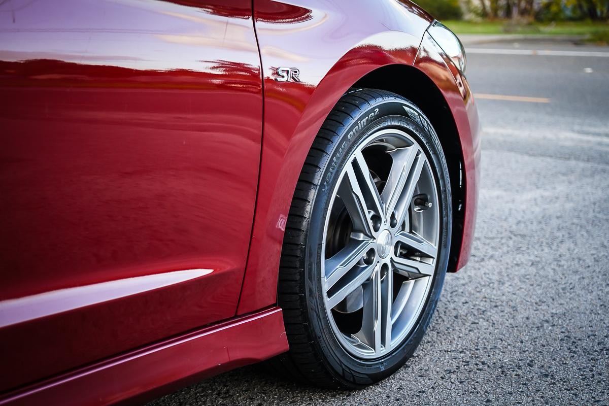 Hyundai Elantra image 4