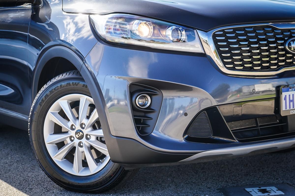 Kia Sorento image 2