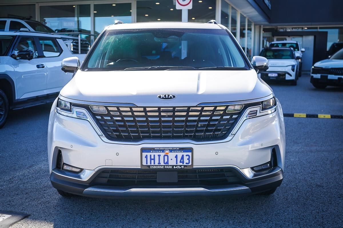 Kia Carnival image 4