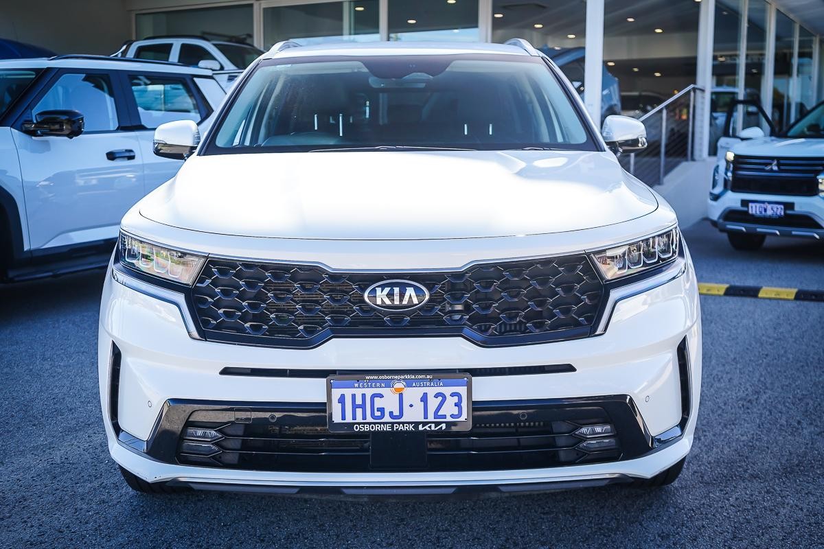 Kia Sorento image 4