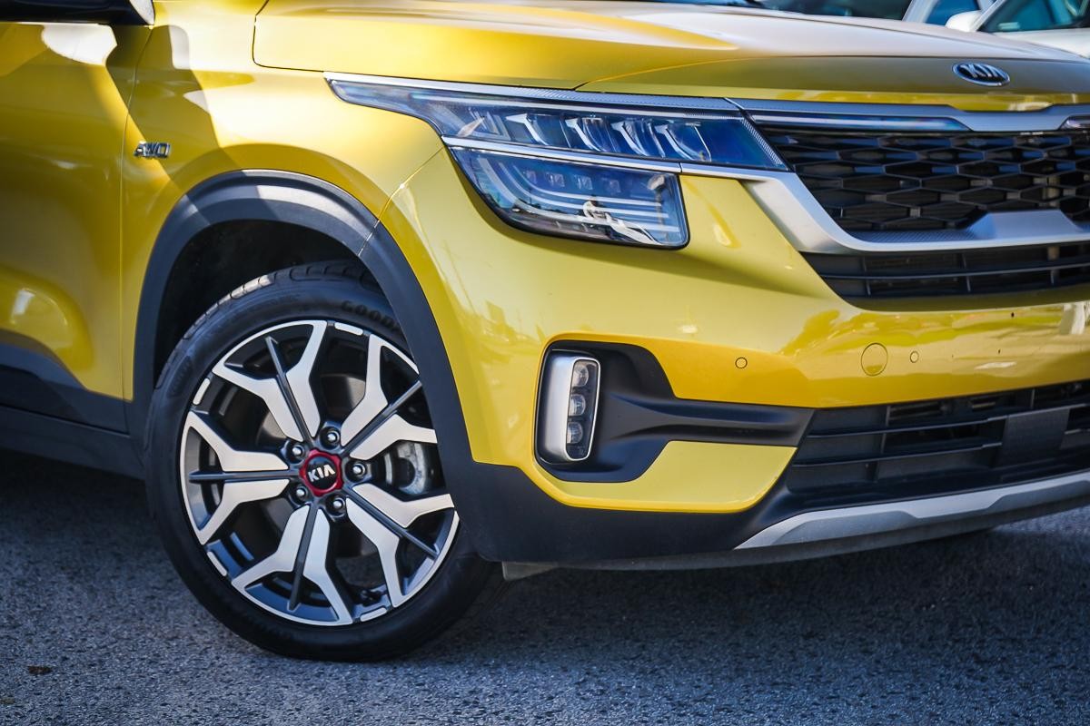 Kia Seltos image 2