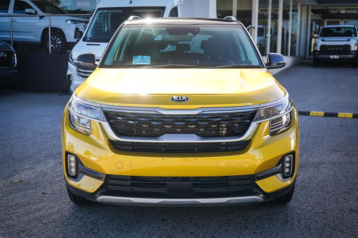 Kia Seltos image 4