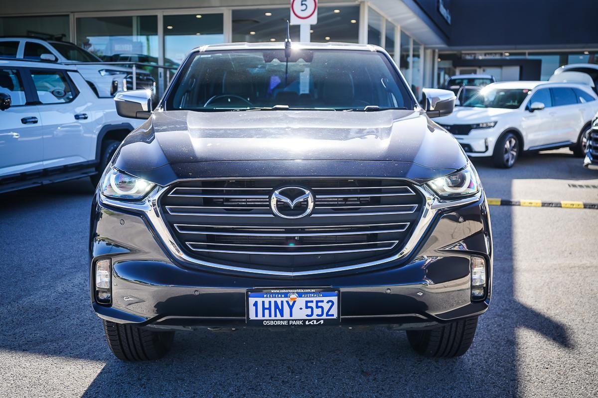 Mazda Bt-50 image 4