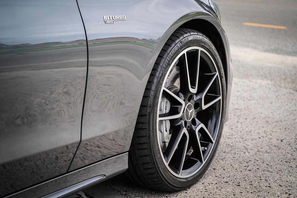 Mercedes Benz C-class image 3