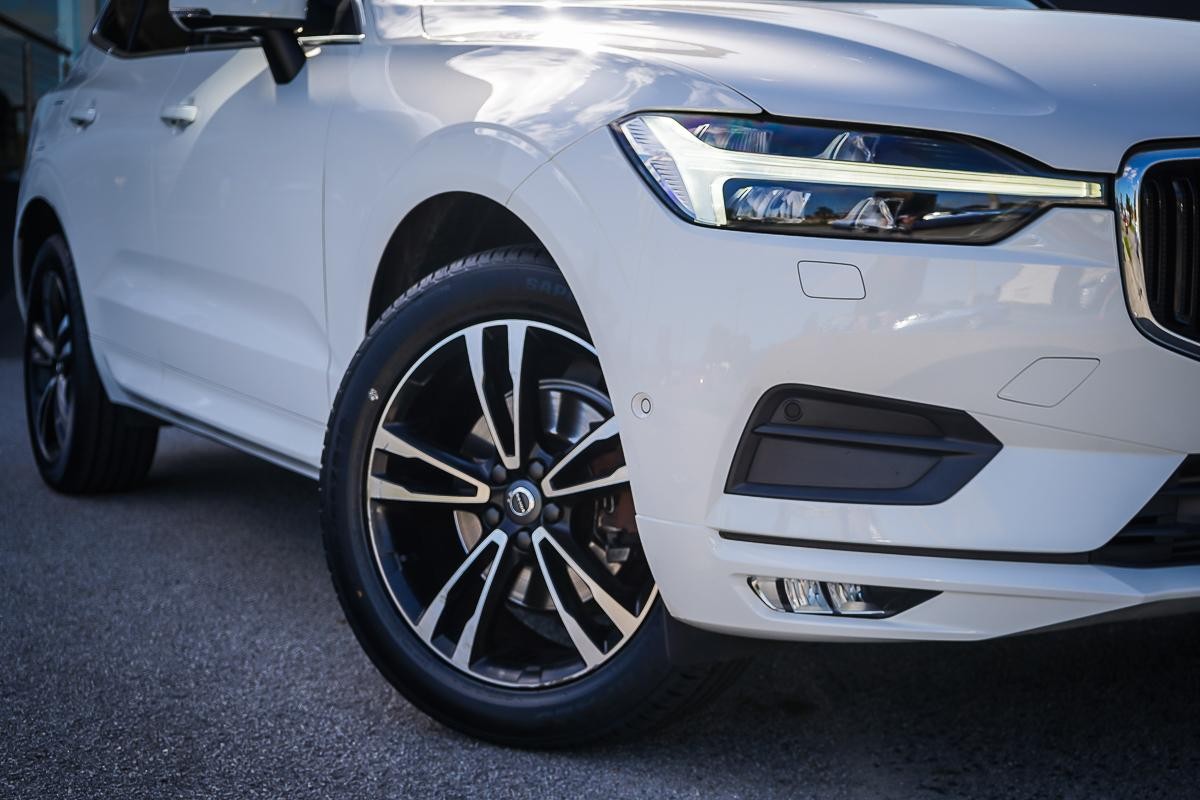 Volvo Xc60 image 2