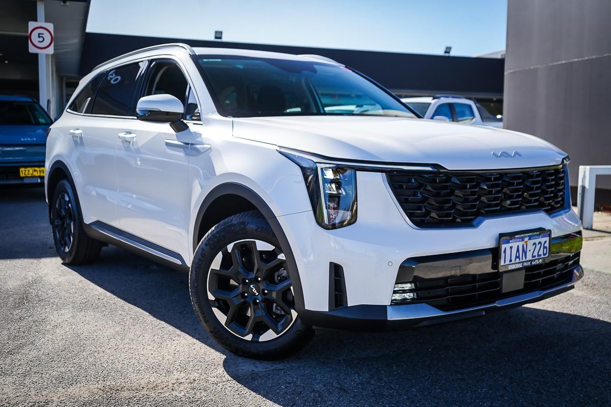 Kia Sorento image 1