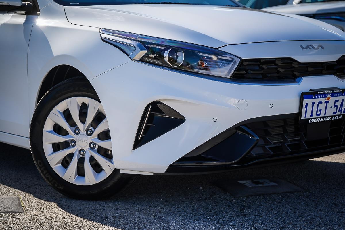 Kia Cerato image 2
