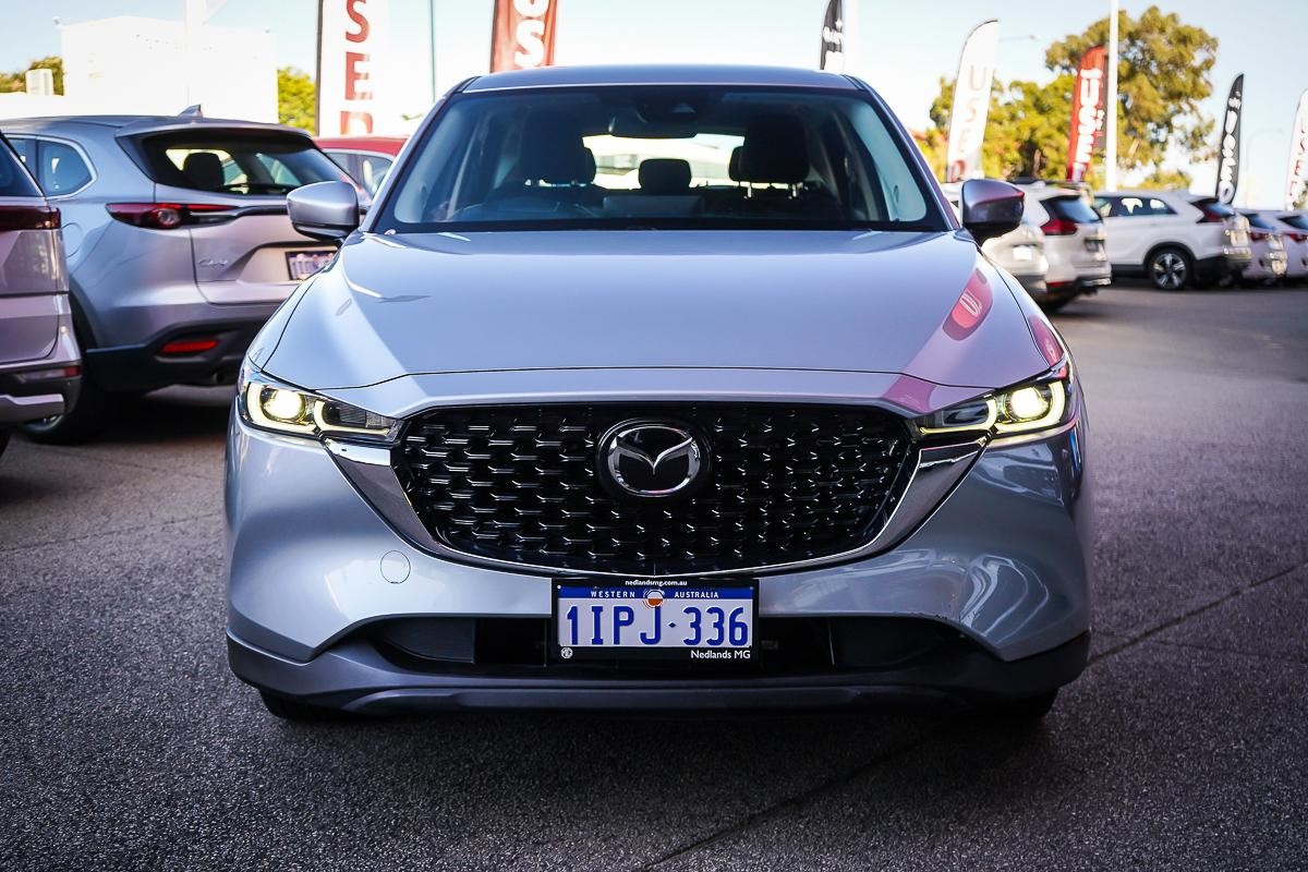 Mazda Cx-5 image 2