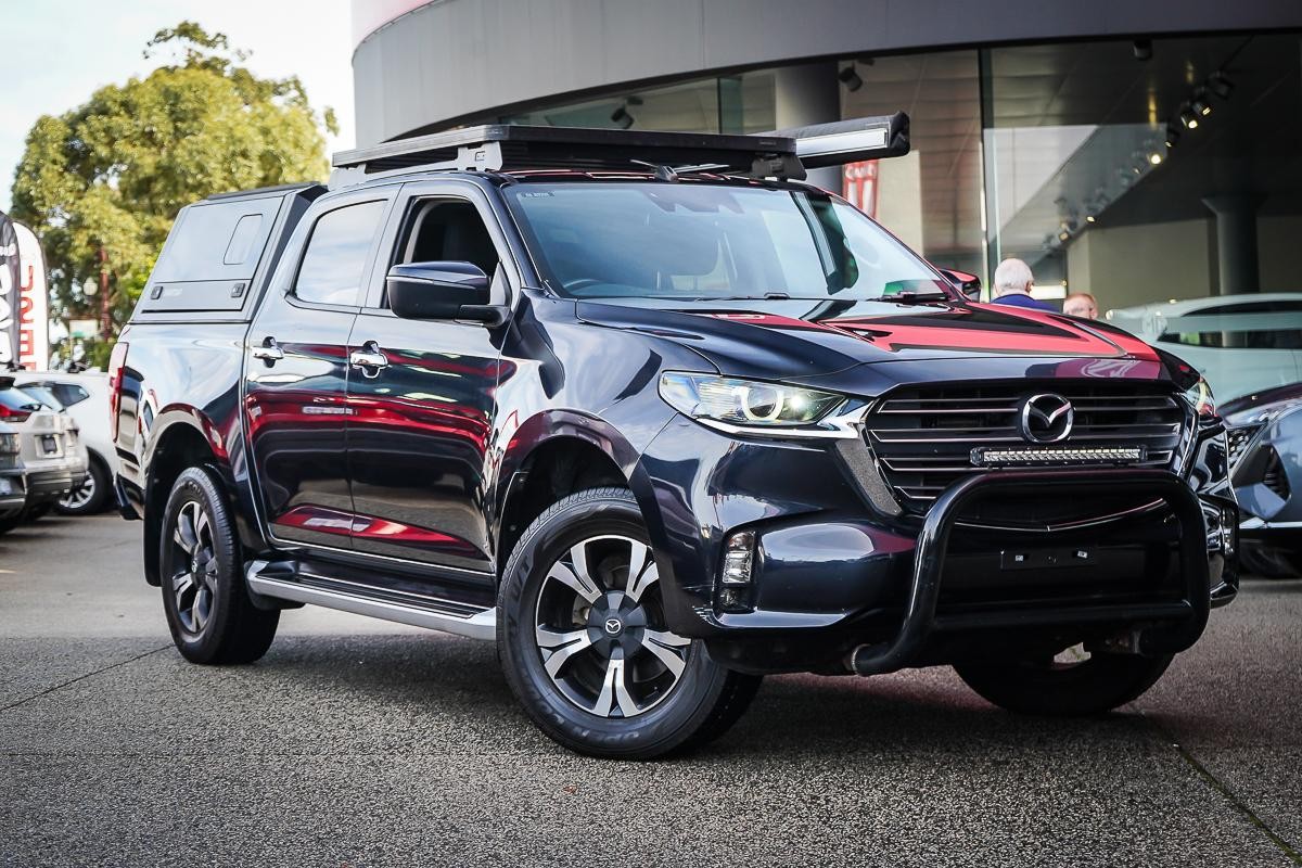 Mazda Bt-50 image 1