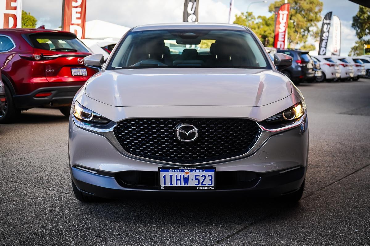 Mazda Cx-30 image 4