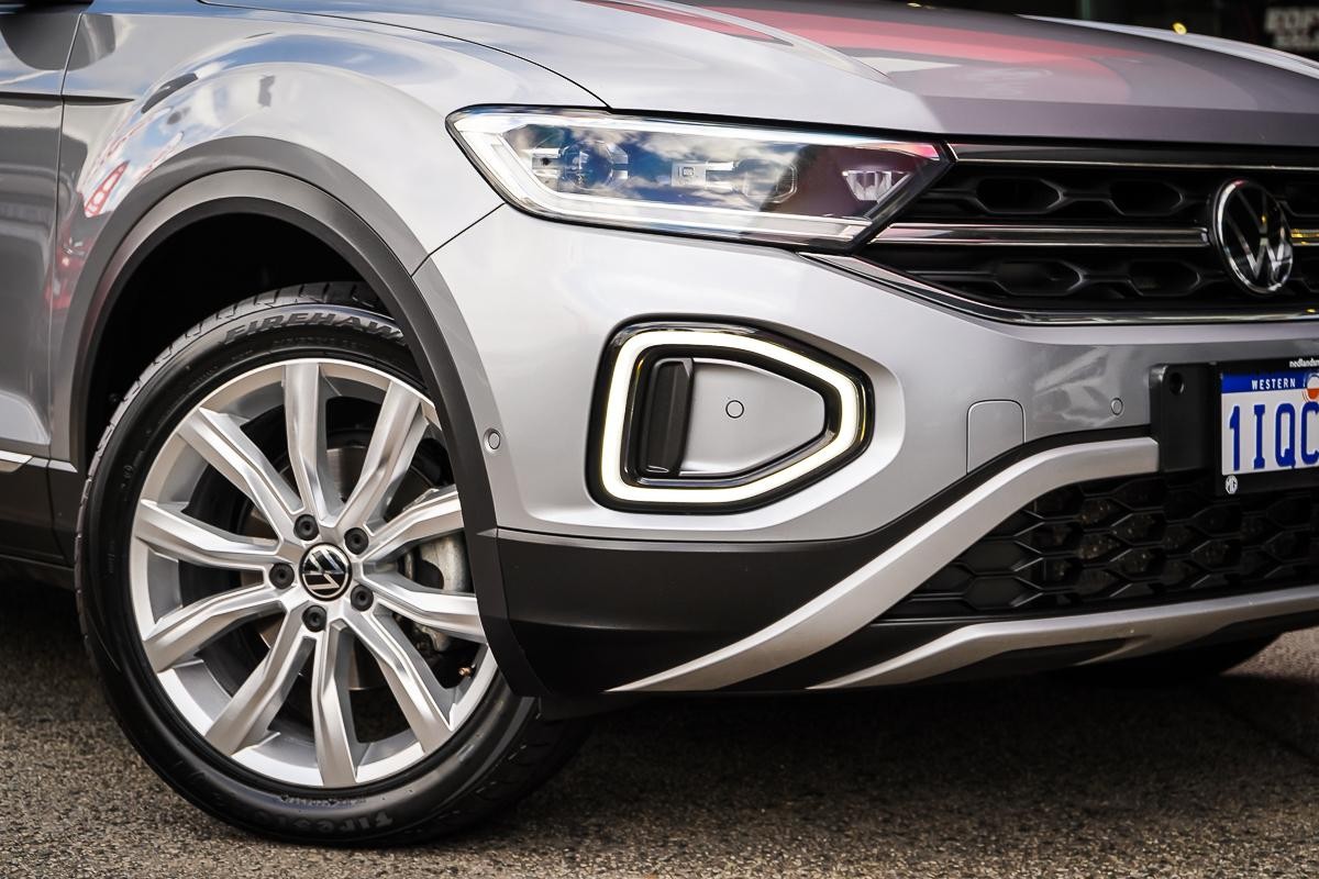 Volkswagen T-roc image 2