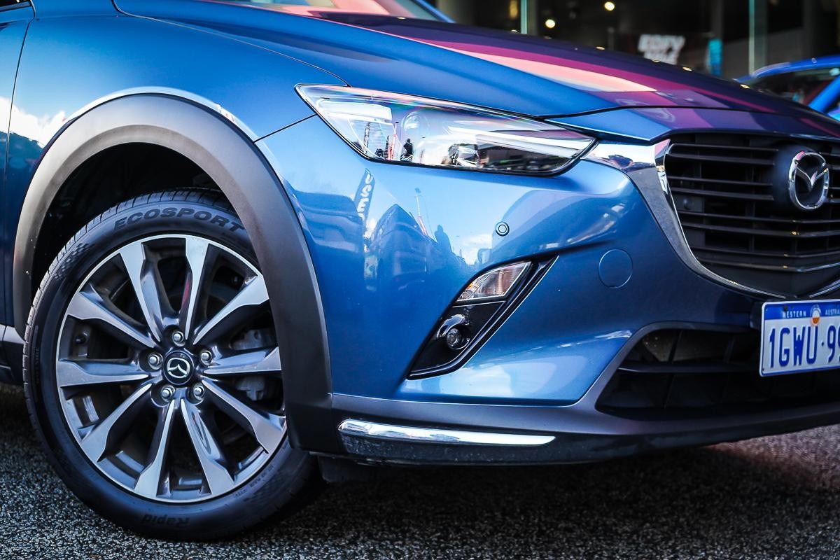 Mazda Cx-3 image 2