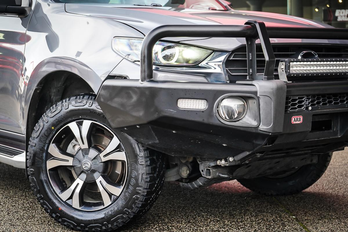Mazda Bt-50 image 2