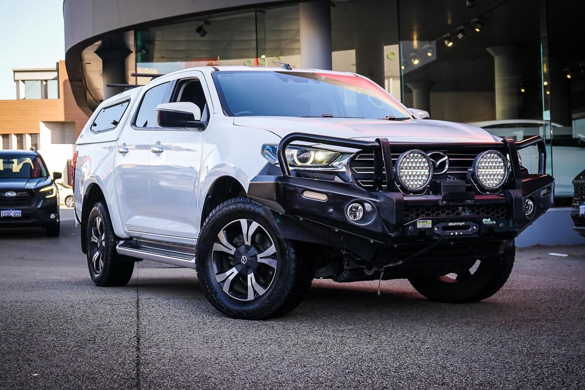 Mazda Bt-50 image 1