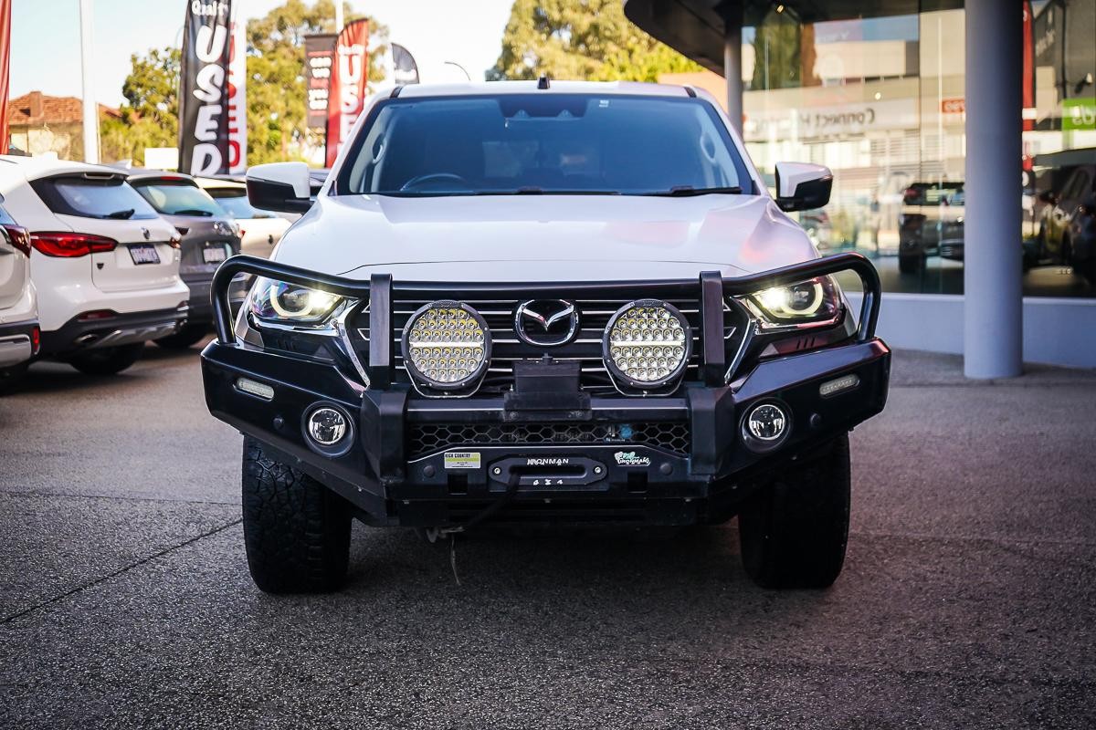 Mazda Bt-50 image 4