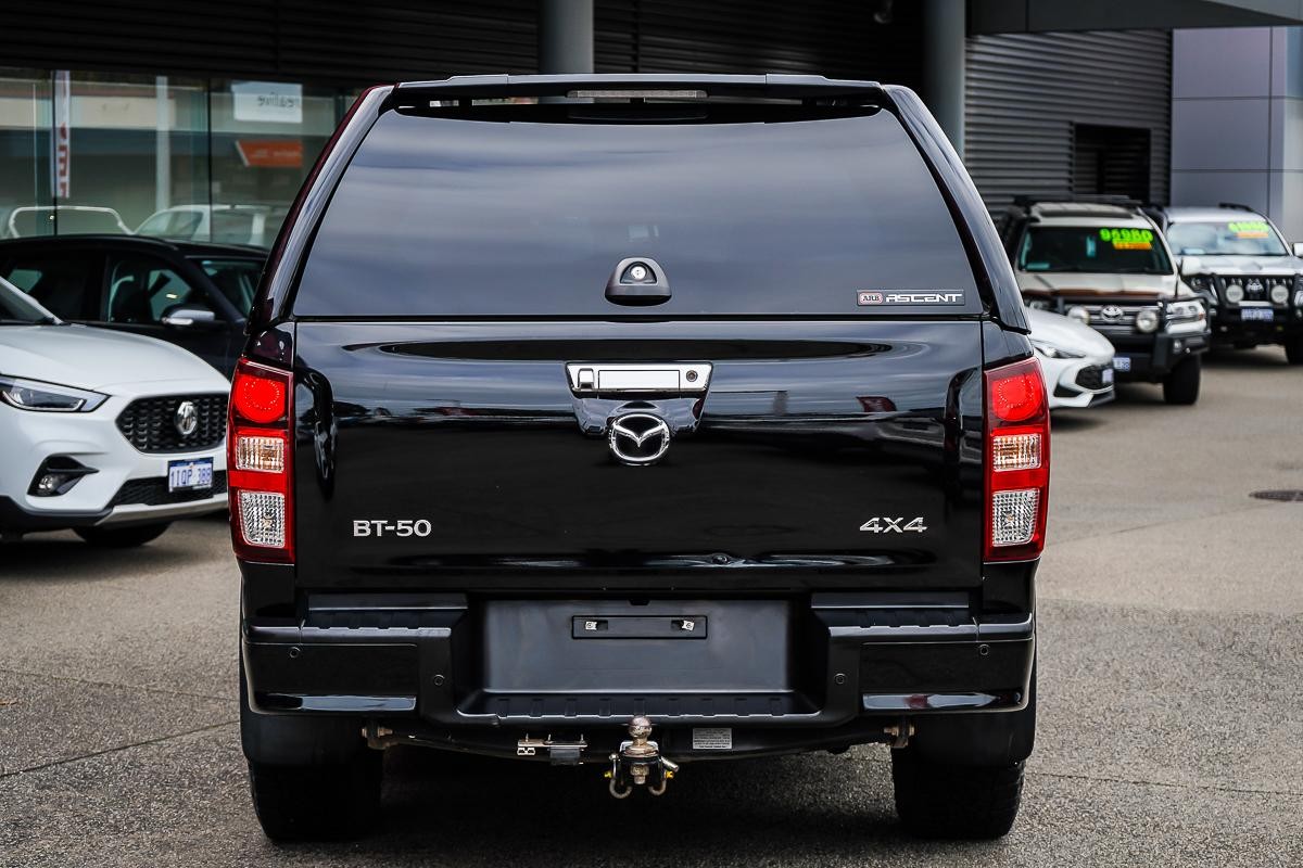 Mazda Bt-50 image 4