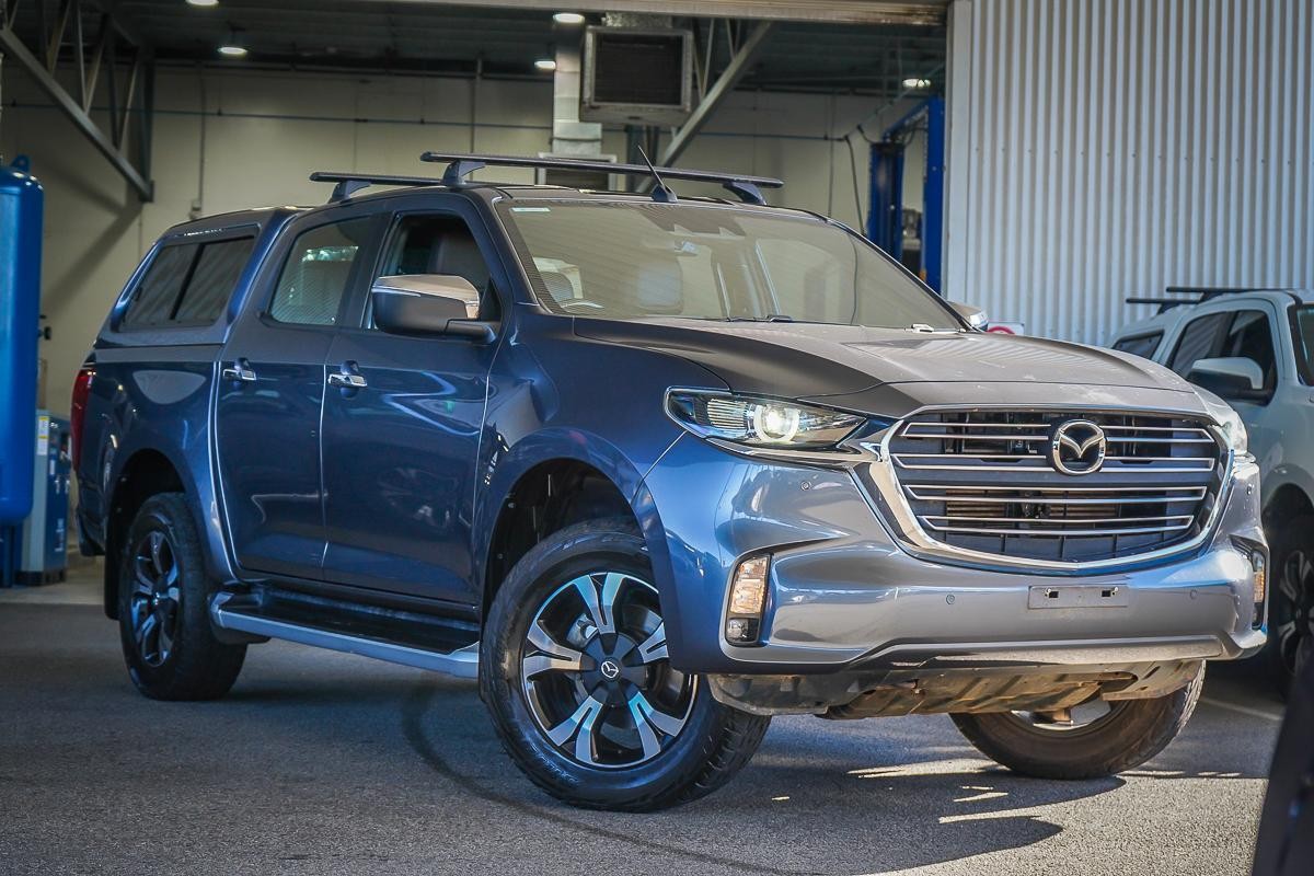 Mazda Bt-50 image 1
