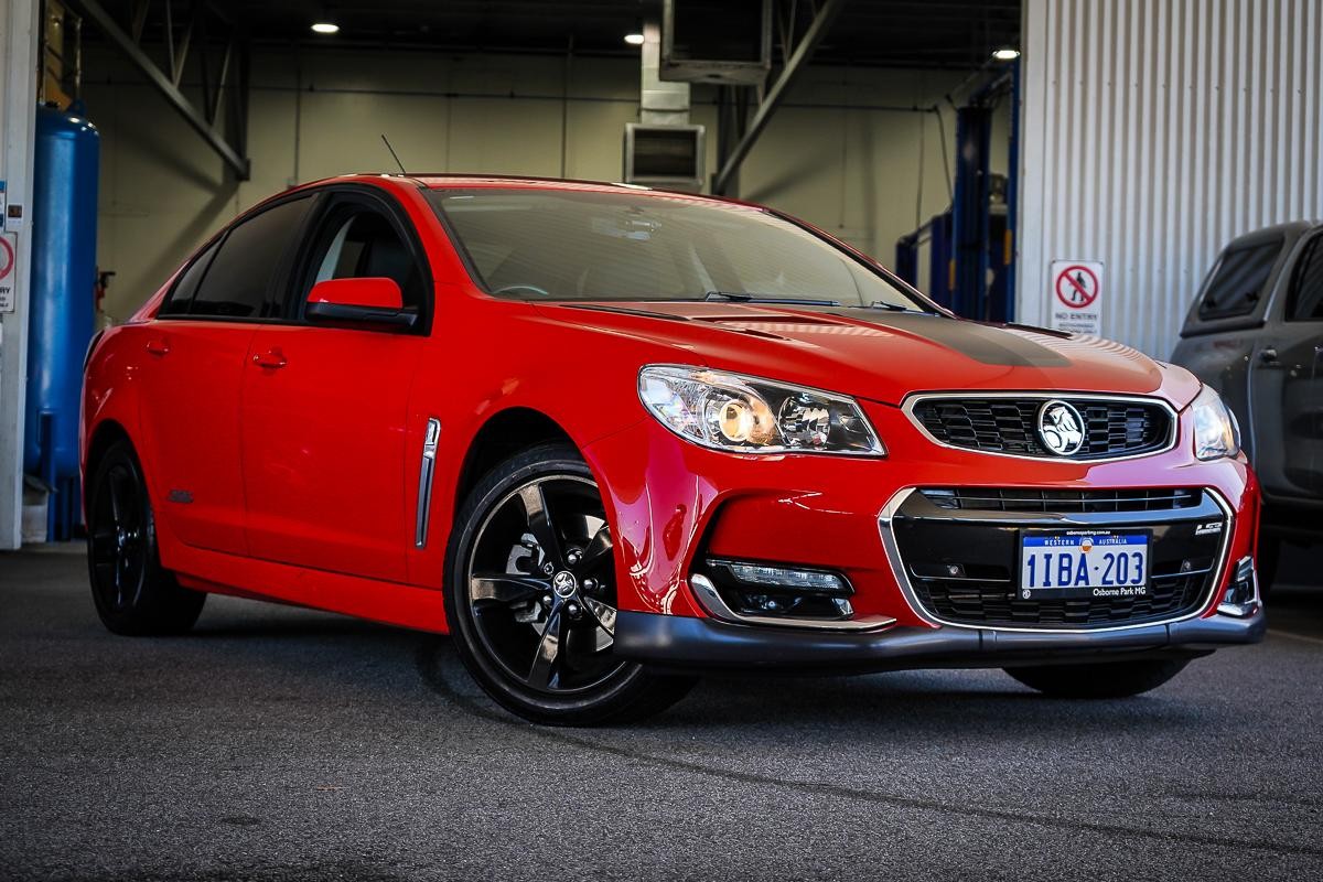 Holden Commodore image 1