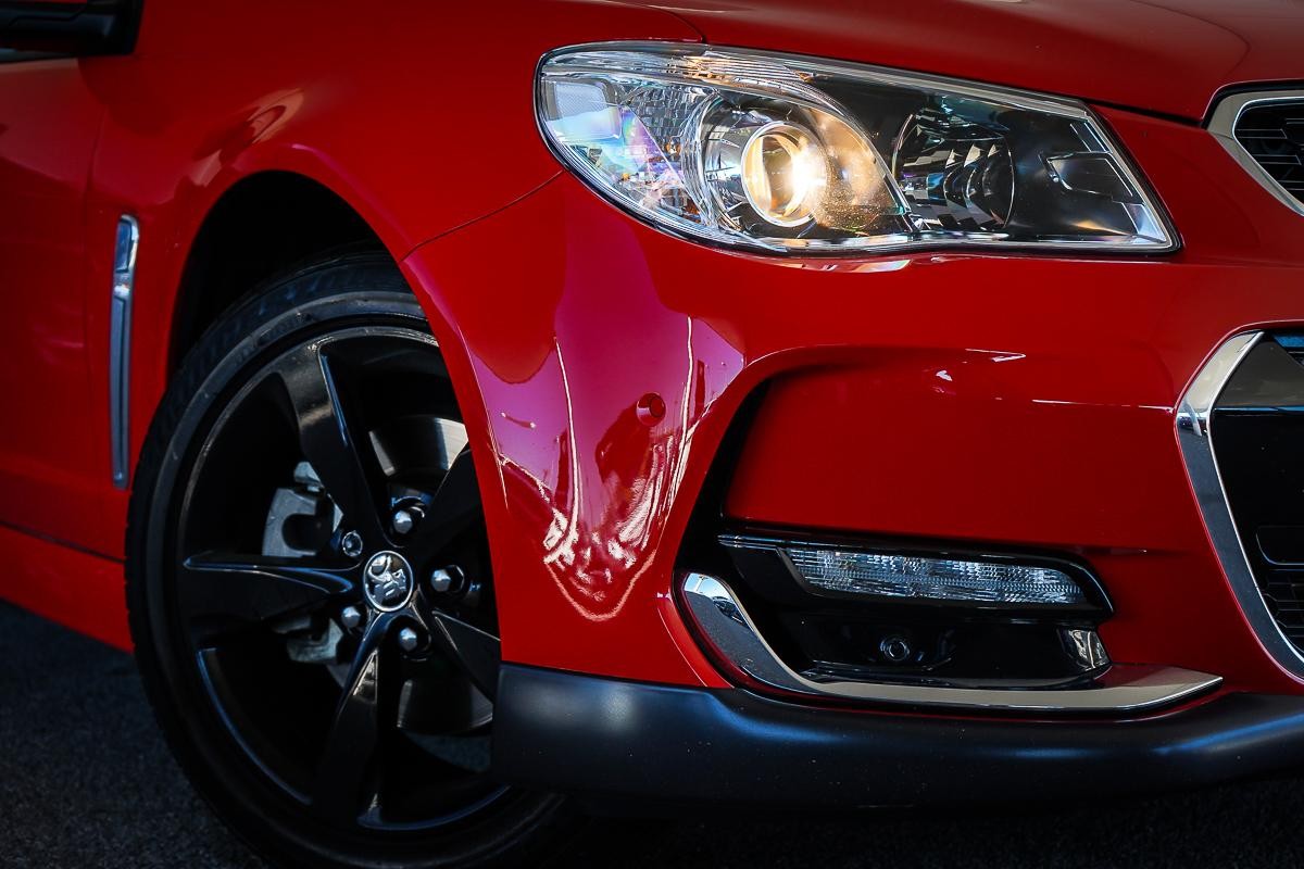 Holden Commodore image 2