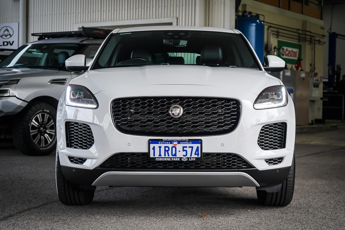 Jaguar E-pace image 3