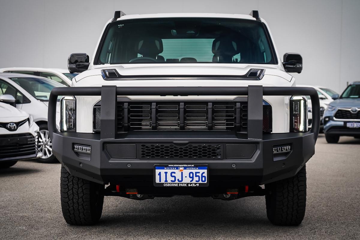 Kia Tasman image 3