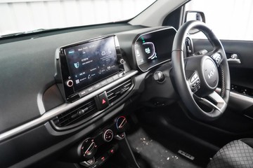 https://dvg-vehicle-assets.s3.amazonaws.com/1104063/8b589g84ut84d3jg4184pizvq.jpg