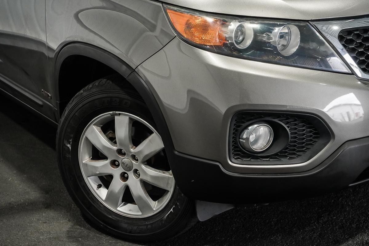 Kia Sorento image 2