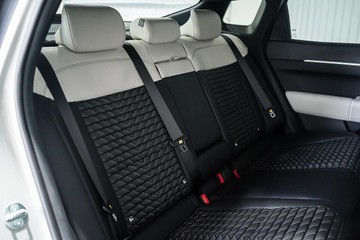 https://dvg-vehicle-assets.s3.amazonaws.com/1104234/581j4zae2buvomzcb0ytoijt0.jpg