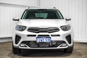 https://dvg-vehicle-assets.s3.amazonaws.com/1104253/7bht8fefp7zkeisrgy37str69.jpg