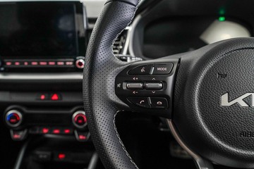 https://dvg-vehicle-assets.s3.amazonaws.com/1104253/8mrllgzbapm2f041g9p776ur0.jpg