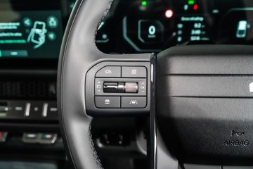 https://dvg-vehicle-assets.s3.amazonaws.com/1104255/8ttc8ejhax7k15ja3ni81j0rj.jpg