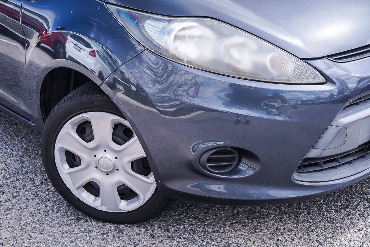 Ford Fiesta image 2