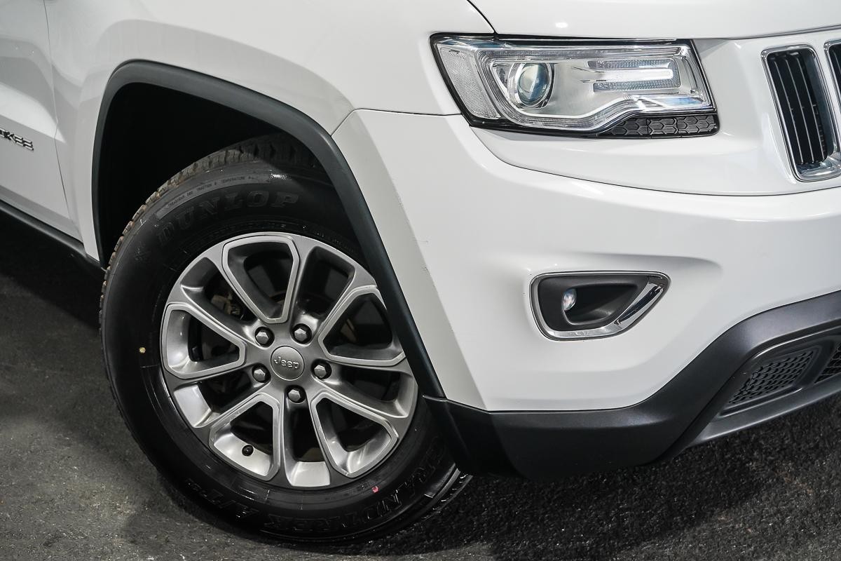 Jeep Grand Cherokee image 2