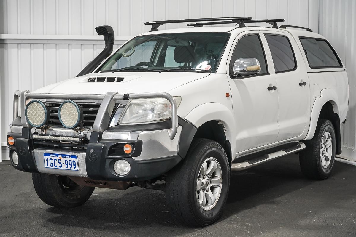 Toyota Hilux image 4