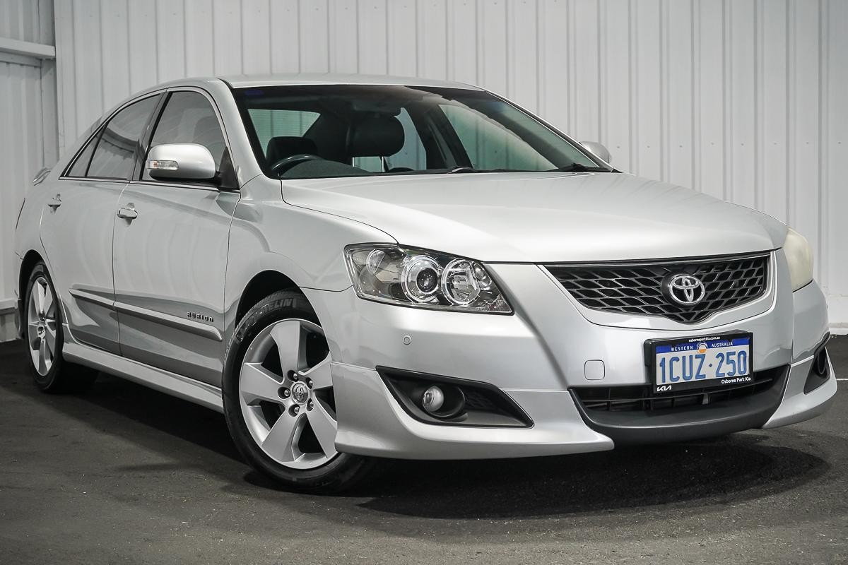 Toyota Aurion image 1