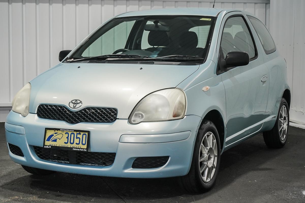 Toyota Echo image 4