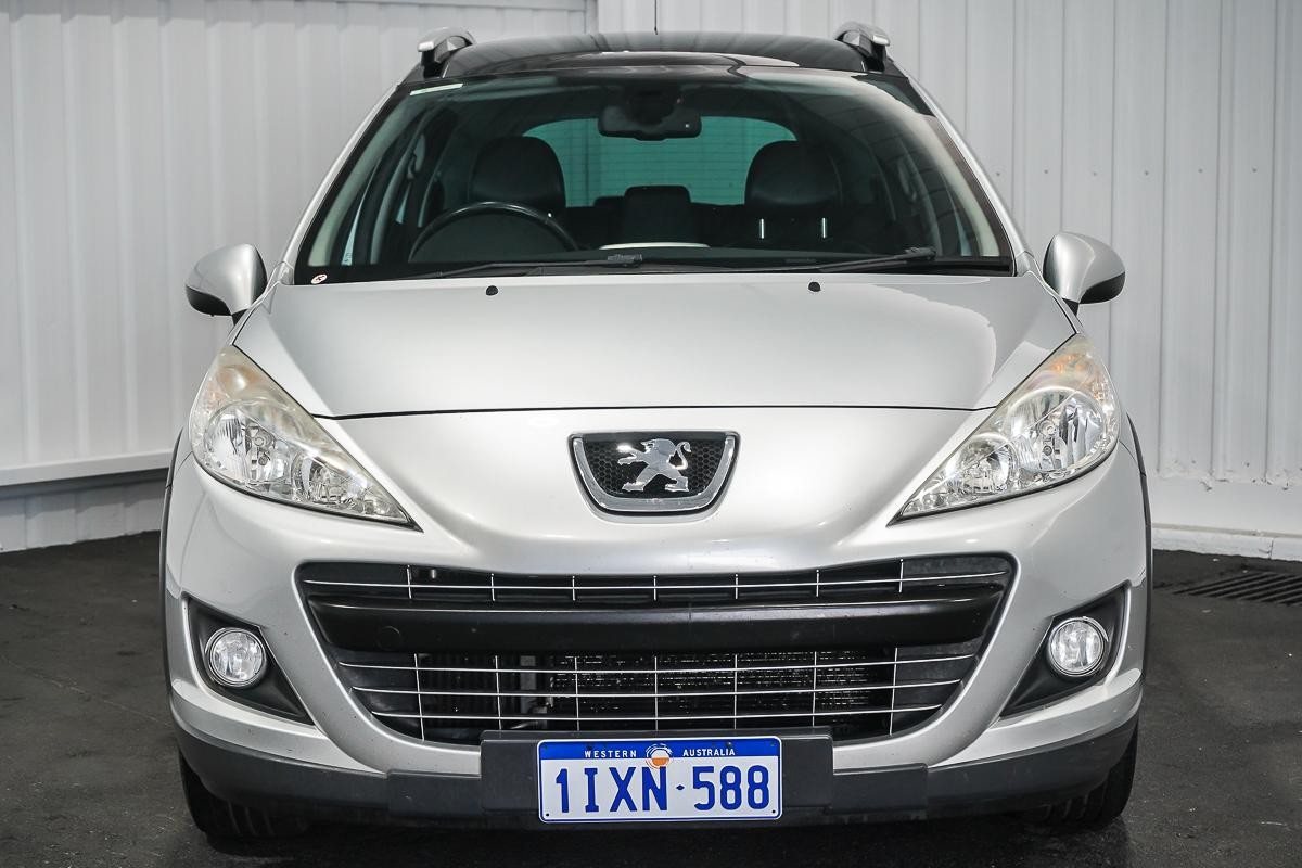 Peugeot 207 image 3