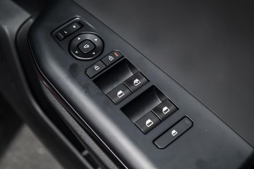 https://dvg-vehicle-assets.s3.amazonaws.com/1104302/atn53ai3nlrqo8zzs2v4wpok8.jpg