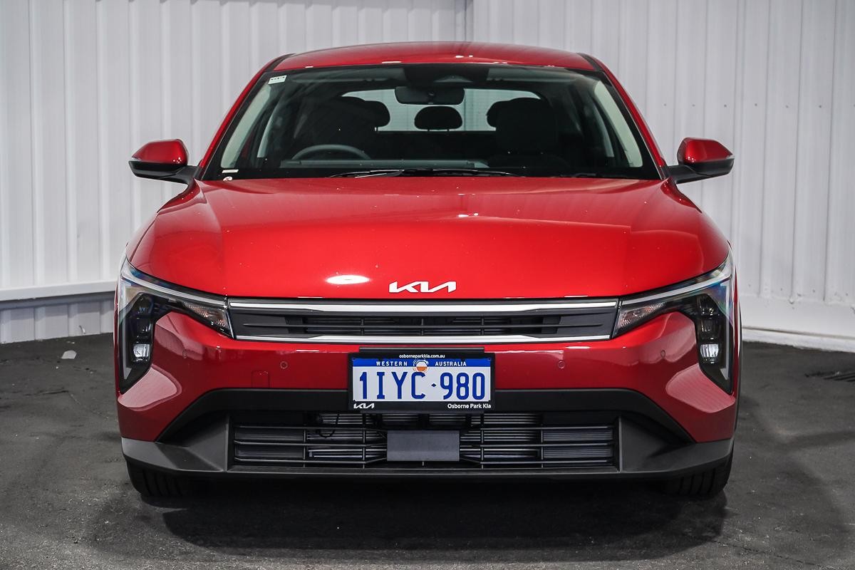 Kia K4 image 3